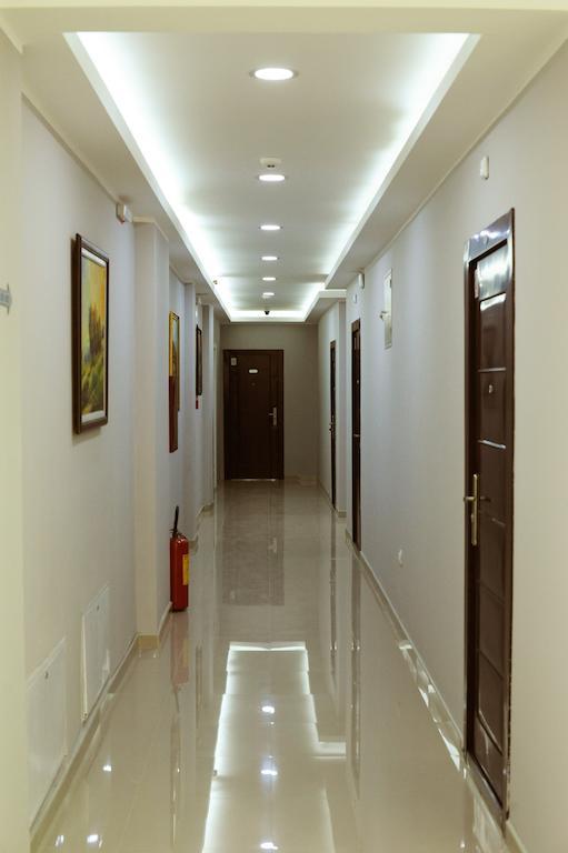 Garni Hotel Crystal Ice Ниш Экстерьер фото